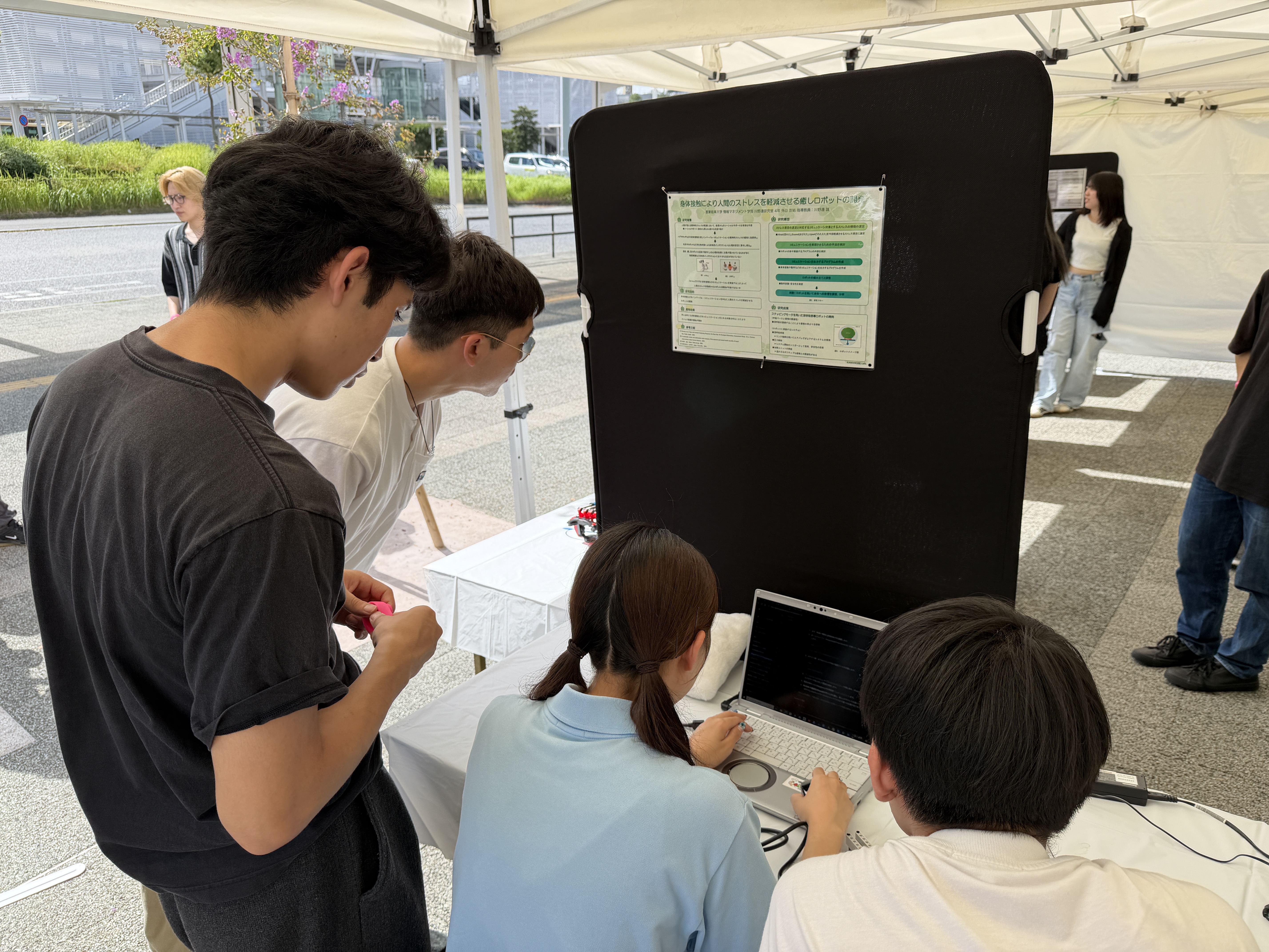 2025_RD_tujifesnanazemi_03